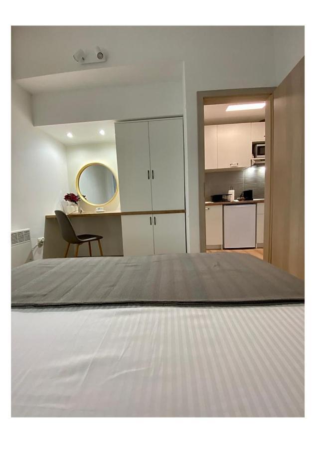 Apartments Fantasia プーラ エクステリア 写真