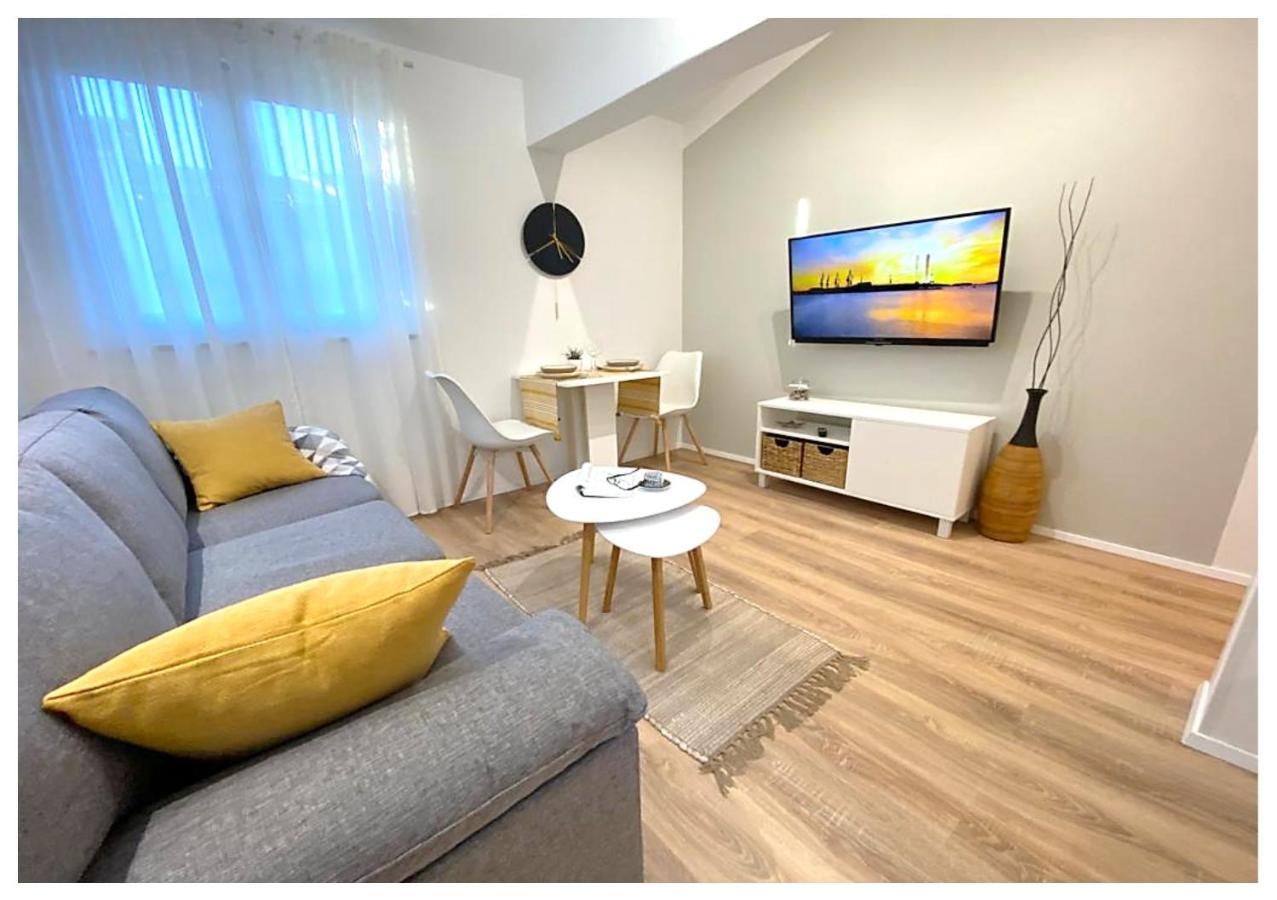 Apartments Fantasia プーラ エクステリア 写真
